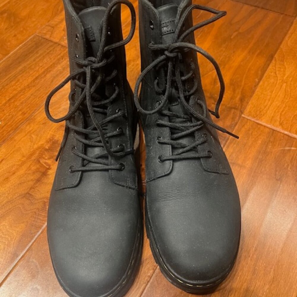 Mens Dr. Martens Combs Leather Size 13 Boot - New